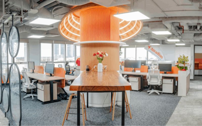 Không gian Smart Office sáng tạo với ánh sáng và công nghệ linh hoạt
