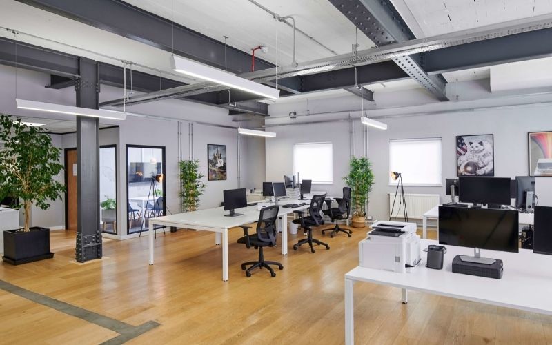 Văn phòng 70m2 ứng dụng thiết kế không gian mở
