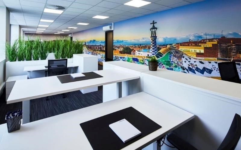 Văn phòng du lịch phong cách hiện đại với gam màu trung tính