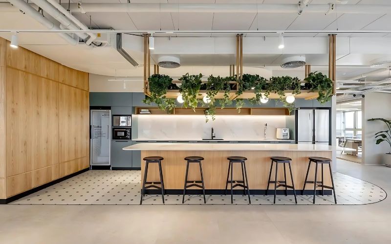 Pantry được thiết kế theo lối tối giản nhưng vẫn đầy đủ tiện nghi