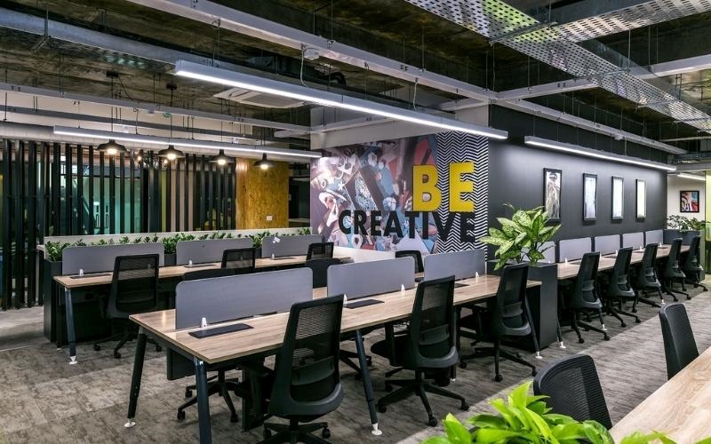 Nội thất hiện đại bên trong văn phòng rộng 200m2