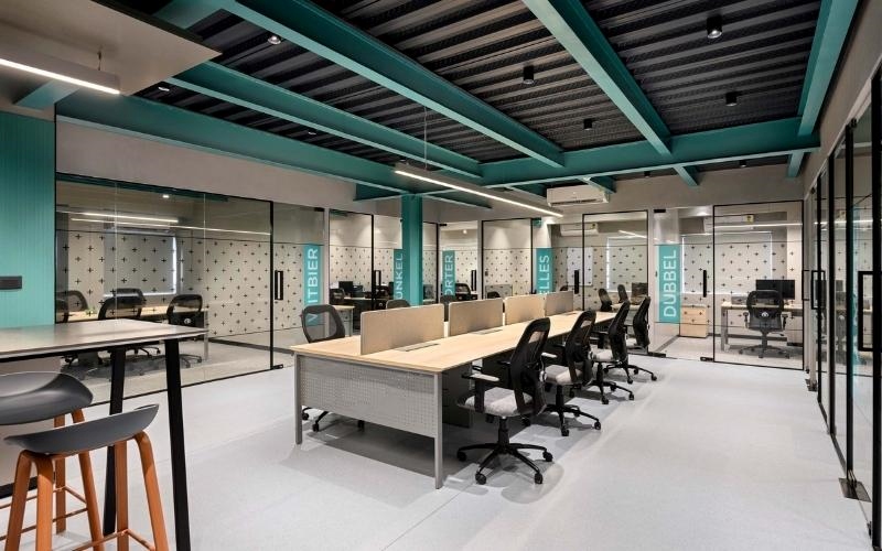 Văn phòng 200m2 với phối màu hài hòa, tạo cảm giác dễ chịu