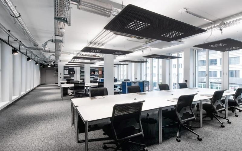 Sắc thái riêng đầy ấn tượng cho văn phòng 200m2 phong cách đen trắng