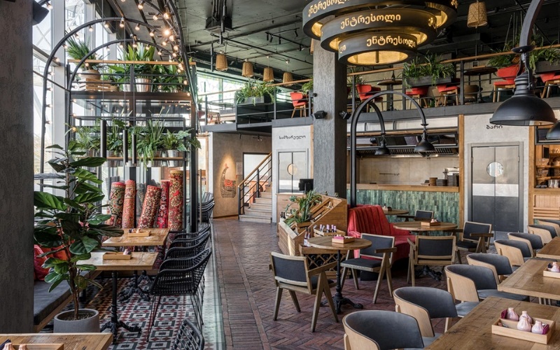 Mẫu quán cafe Vintage kết hợp với một số chi tiết công nghiệp