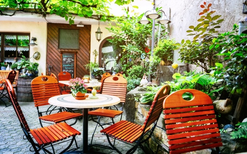 Hãy hợp tác với đơn vị thi công chuyên nghiệp để sở hữu quán cafe đẹp