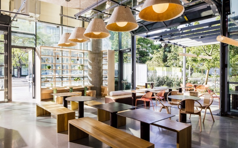 Thiết kế quán cafe góc 2 mặt tiền với nhiều lợi thế kinh doanh
