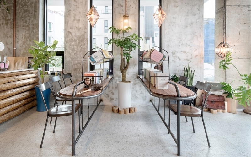 Gam màu nhẹ nhàng đặc trưng của quán cafe bình dân