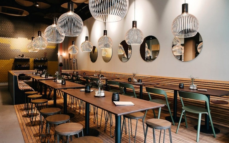 Cần xác định phong cách trước khi thiết kế quán cafe nhà ống