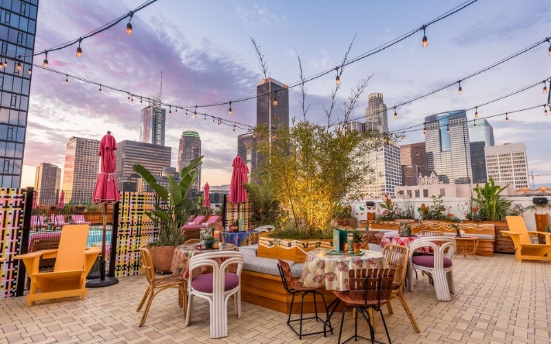 Quán cafe Boho với thiết kế đơn giản hiện đại
