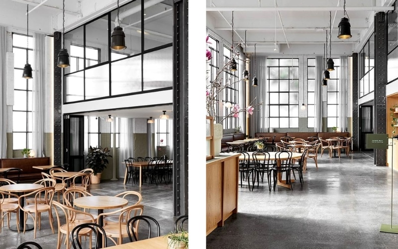 Nội thất của quán cafe industry thường là gỗ hoặc kim loại