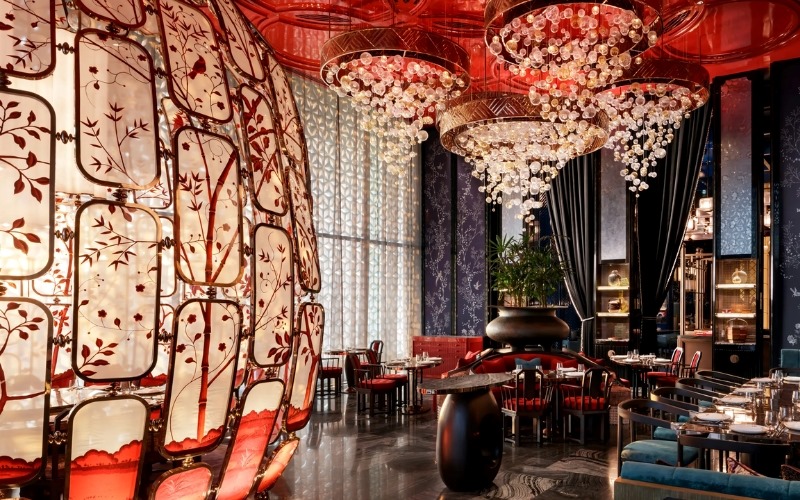 Chi tiết trang trí của quán cafe làm nổi bật lên văn hóa hóa HongKong