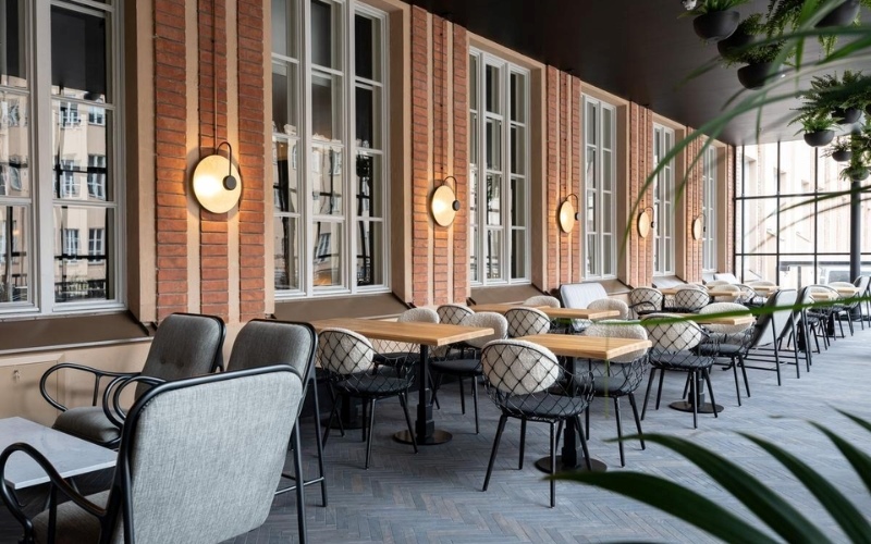 Mẫu thiết kế quán cafe phong cách cổ điển kết hợp hiện đại