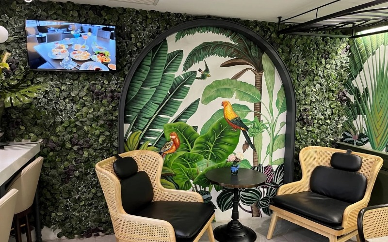 Mẫu thiết kế quán cafe cổ điển kết hợp Tropical