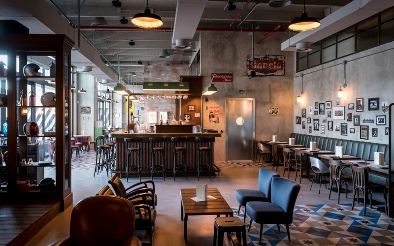 Phong cách cổ điển tạo nên sự khác biệt giữa các thương hiệu cafe