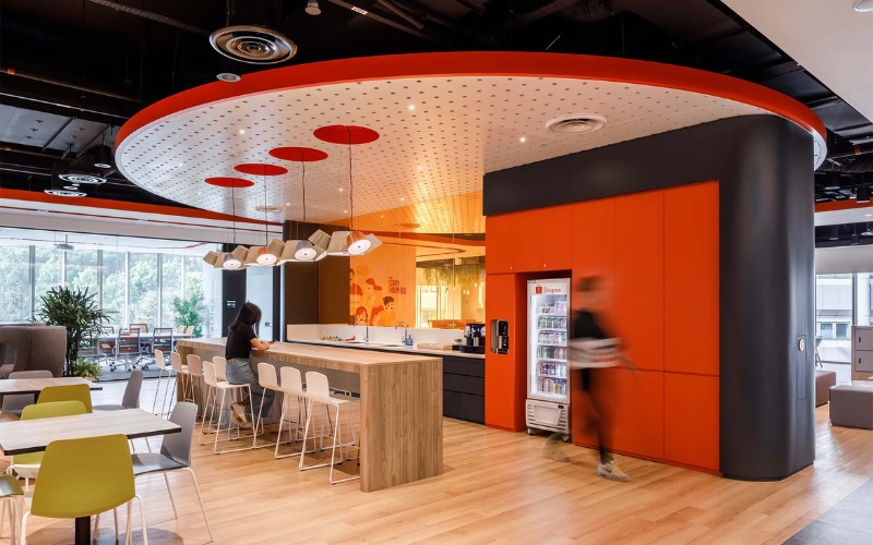 Khu vực pantry với đầy đủ tiện nghi cho nhân viên